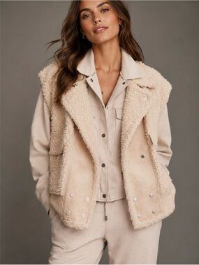 NWT Tribal Sherpa and Faux Suede Vest Sz L “Latte”